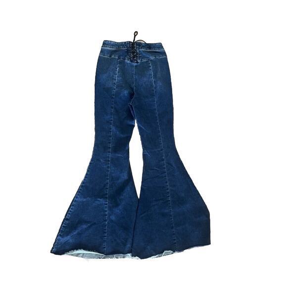 We The Free People Bell Bottom Flare Crvy Jeans Size 28 Dark Wash Raw Hem‎ - Picture 3 of 12